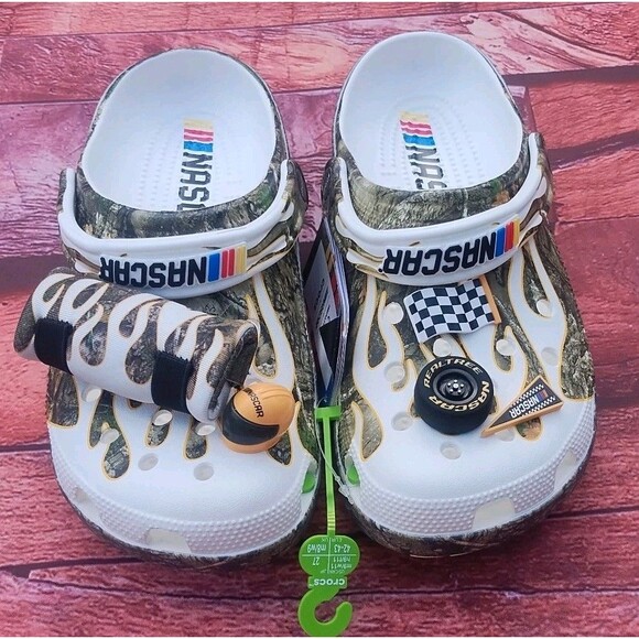 Crocs x Nascar Realtree Classic Clog Mens Size 10 Jibbitz NEW - Picture 2 of 6